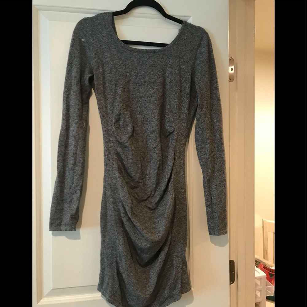 Long sleeve grey dress